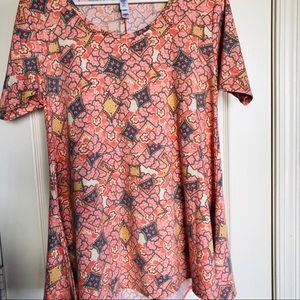 Lularoe half sleeve tunic shirt